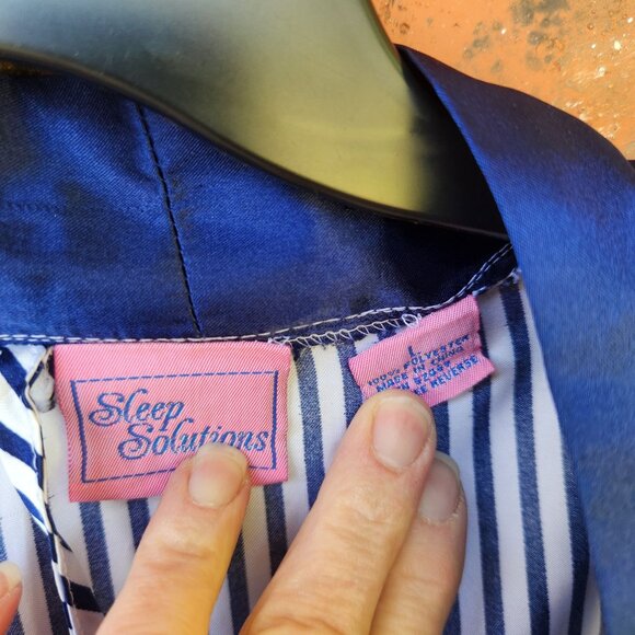 Silk Type Fabric Summer Robe with Pockets Size L in good condition - Picture 3 of 4